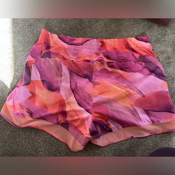 Athleta Printed Mesh Racer Run Short - Picture 2 of 7